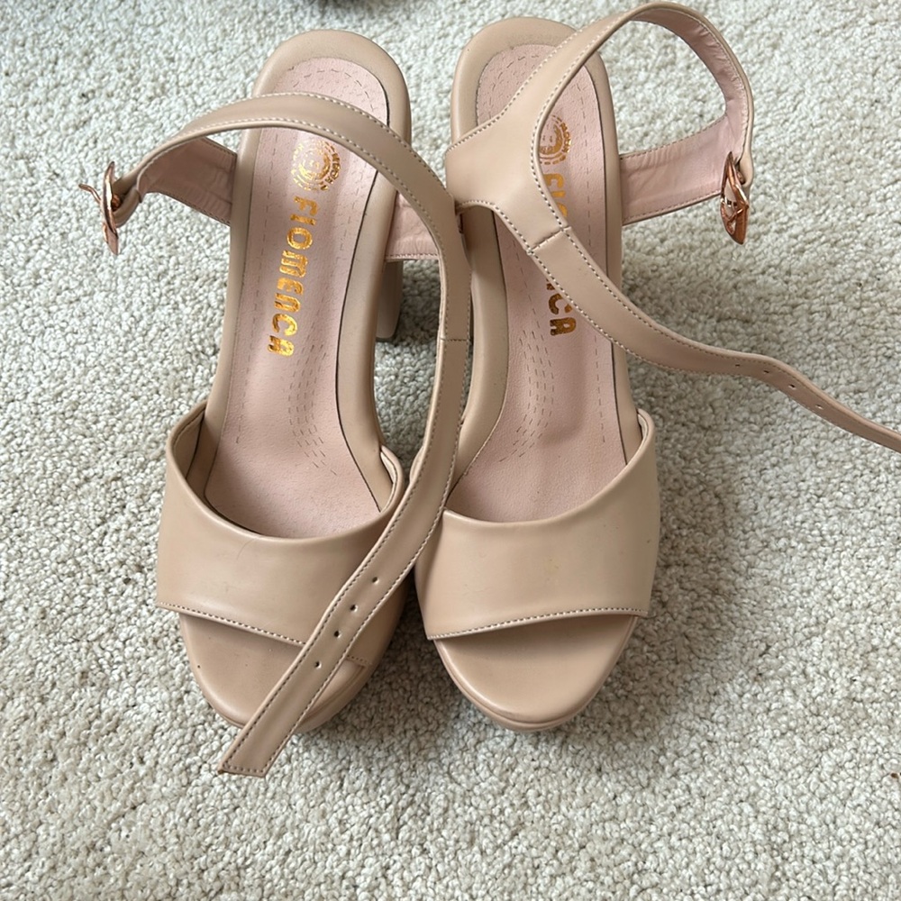 Chunky heels
